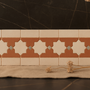 Nejma Border - Image 3